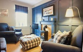 Secret View Cottage In Terrington, York